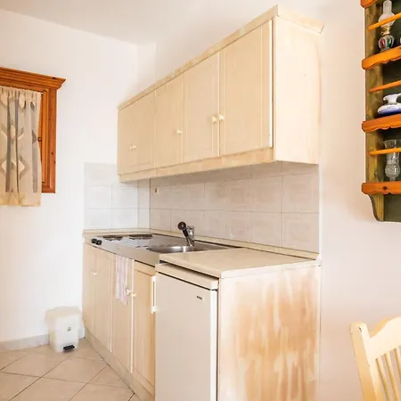 Arhontiko Hotell Foiníkion