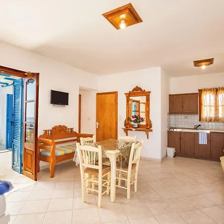 Archontiko And Hotell 3*
