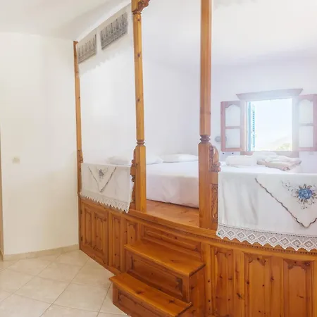 Arhontiko Hotell Foiníkion