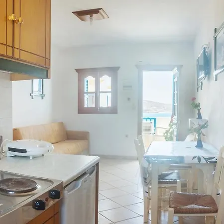 Arhontiko 3* Foiníkion