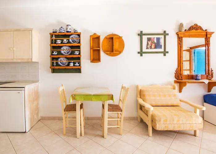 Arhontiko 3* Foiníkion