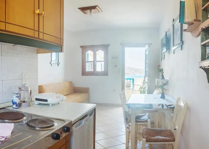 Arhontiko 3* Foiníkion